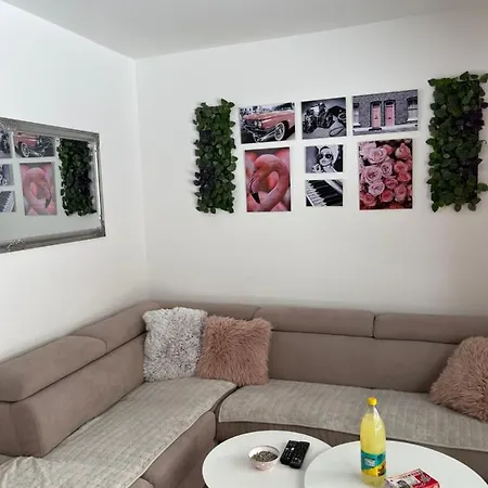 Apartman Honey&free Parking * Bjelašnica