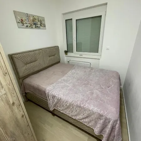Apartman Honey&free Parking Apartmán